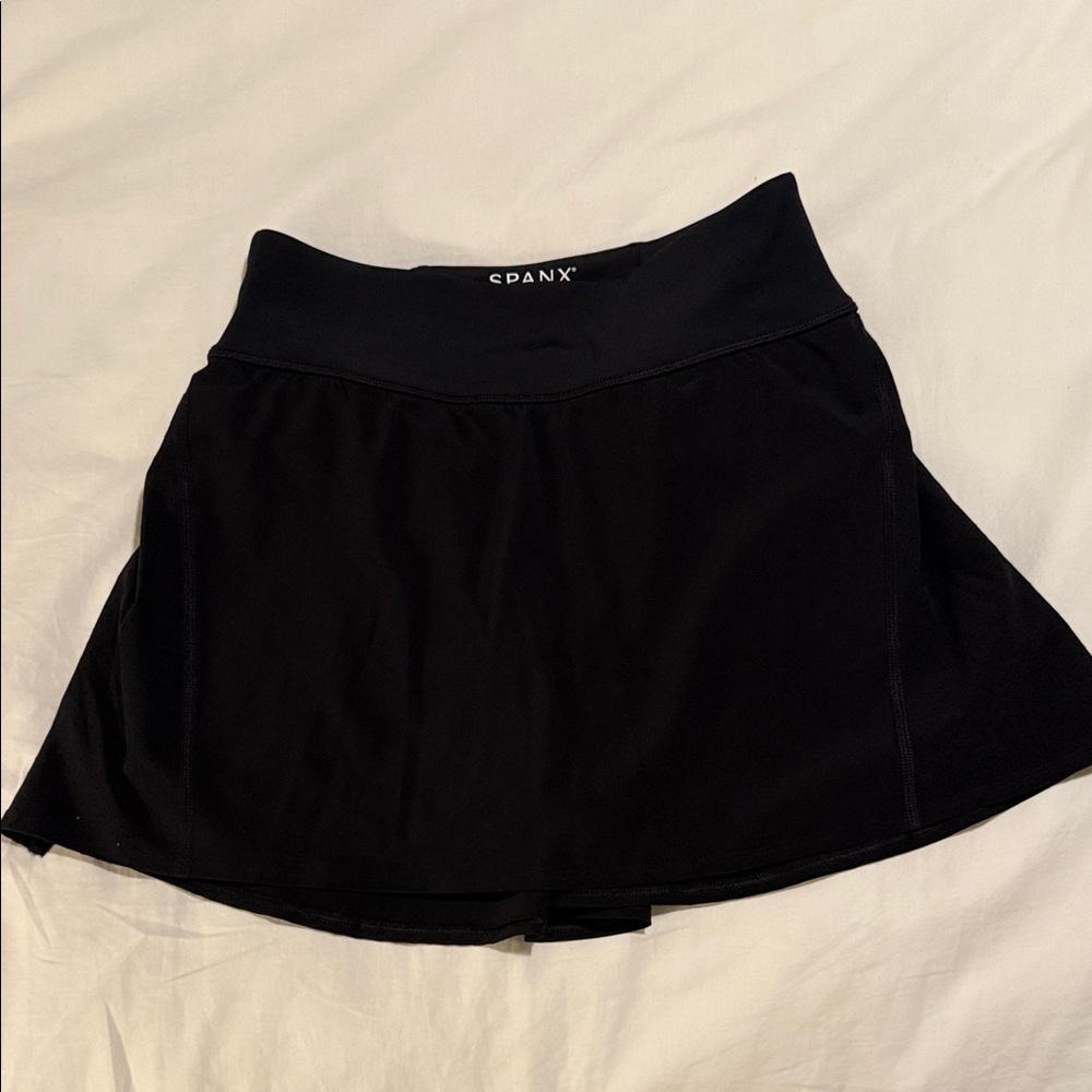 SPANX Women's “Get Moving Skort”